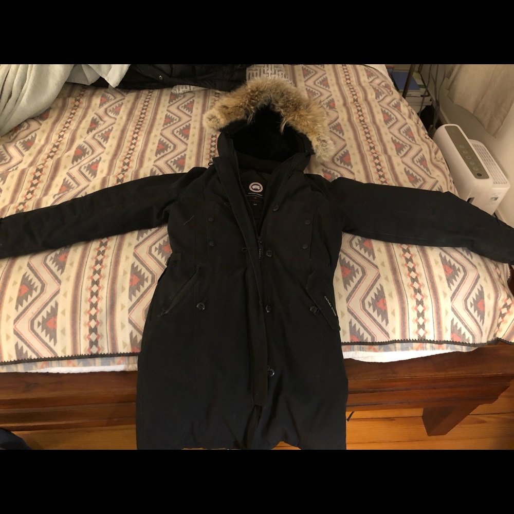 Canada Goose Women’s Kensington Parka